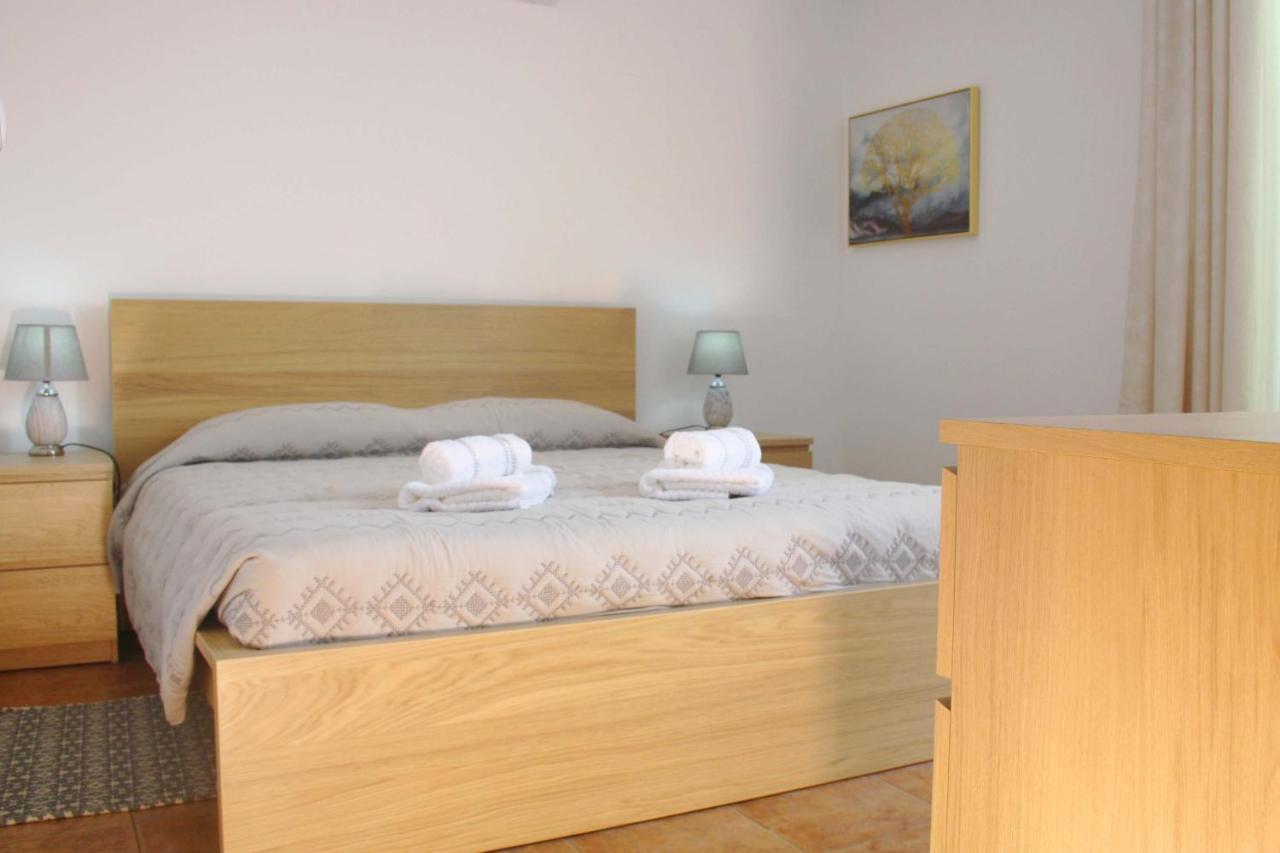 Lugar Dos Louros 2 Daire Estreito Da Calheta Dış mekan fotoğraf
