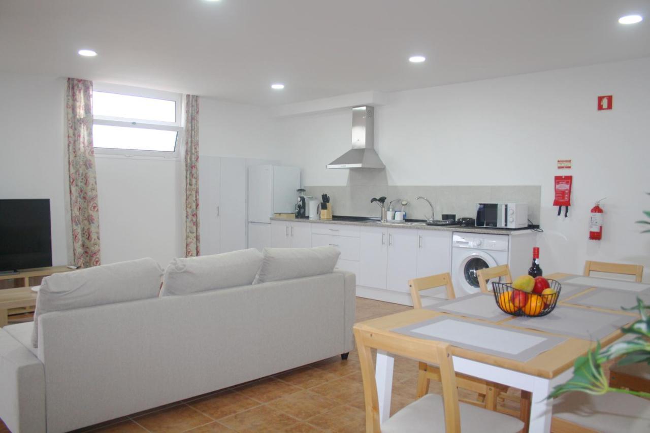 Lugar Dos Louros 2 Daire Estreito Da Calheta Dış mekan fotoğraf